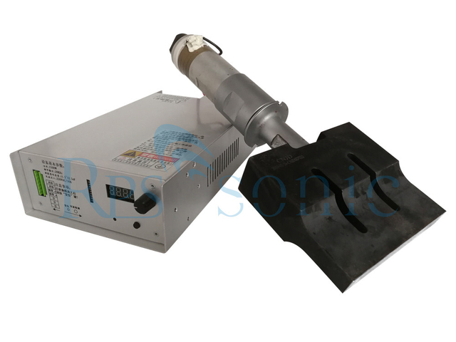 Contienue Works Ultrasonic Welding Power Supply para Nonwovens