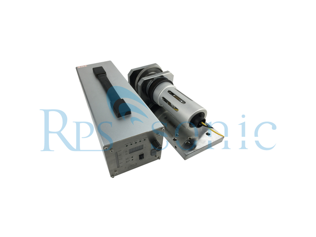 Máquina de costura ultrassônica giratória de Sonotrode de 35KHZ 800W para vestidos