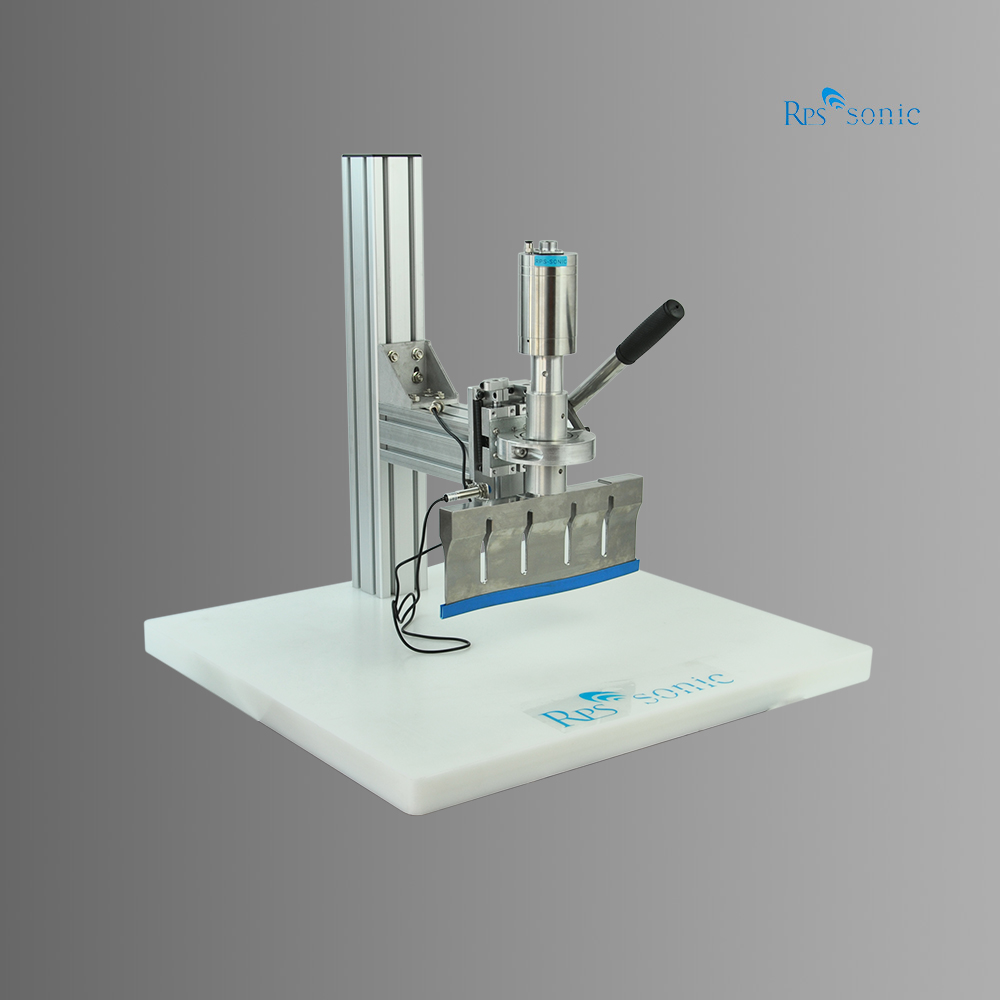 Máquina de corte e prensa ultrassônica de trabalho contínuo de 20kHz 305mm para corte de alimentos