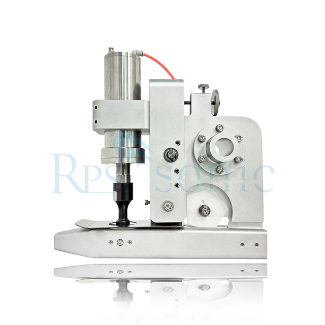 Máquina de corte e selagem ultrassônica de alta qualidade com máquina de corte de rolo com cilindro de ar