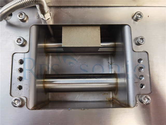Solda sem fluxo por pote de solda ultrassônica de 20 kHz para sistema de estanhagem de fio