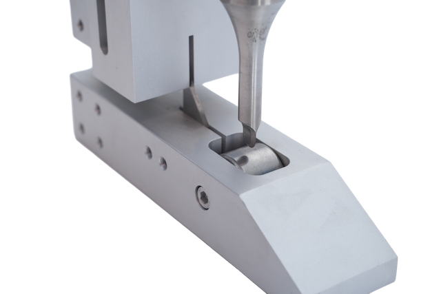 Máquina portátil de corte e selagem ultrassônica